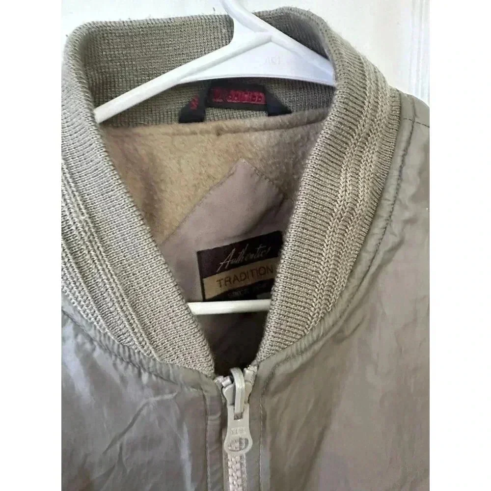 Authentic tradition men’s size medium grey vest